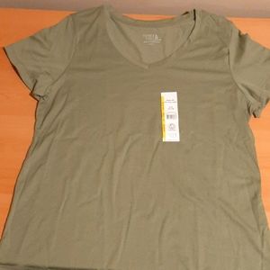 V neck short sleeved shirt